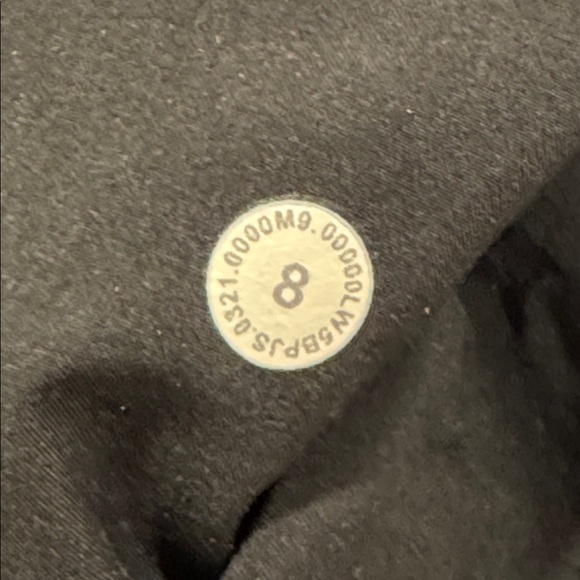 Lululemon Dance Studio Mid-Rise Jogger
Full Length Black 8 - Picture 5 of 5